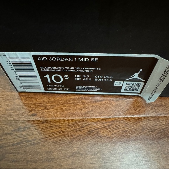 Jordan 1 Mid Yellow Toe Black Size 10.5 - Picture 8 of 8